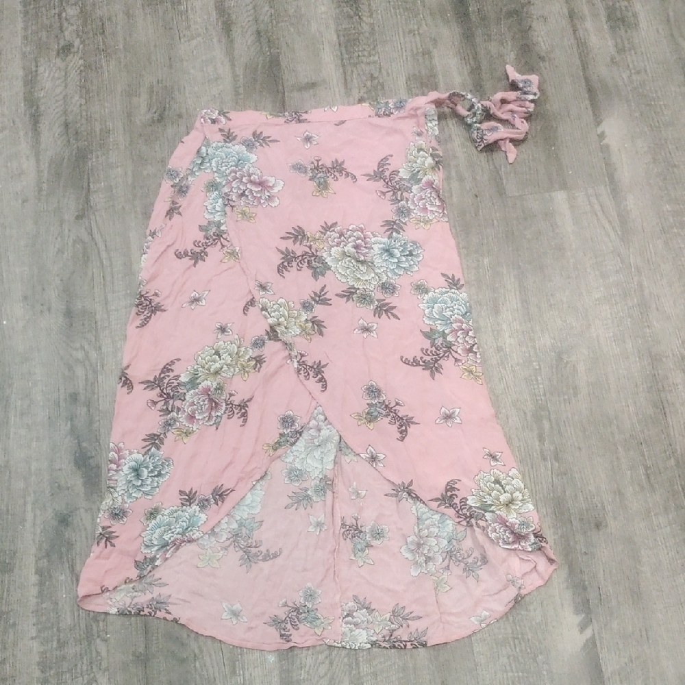 Xhilaration Asymmetrical Pink Floral Skirt